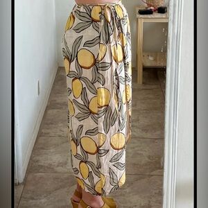 Lemon Tree Tulip Wrap Skirt